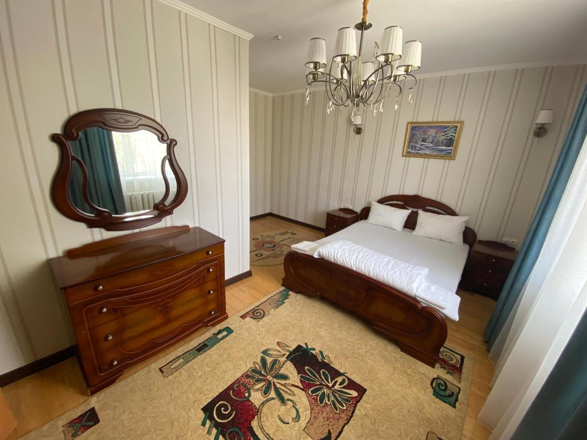 Hotel Astam コスタナイ エクステリア 写真
