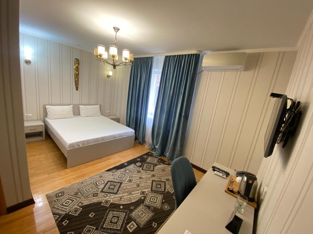 Hotel Astam コスタナイ エクステリア 写真
